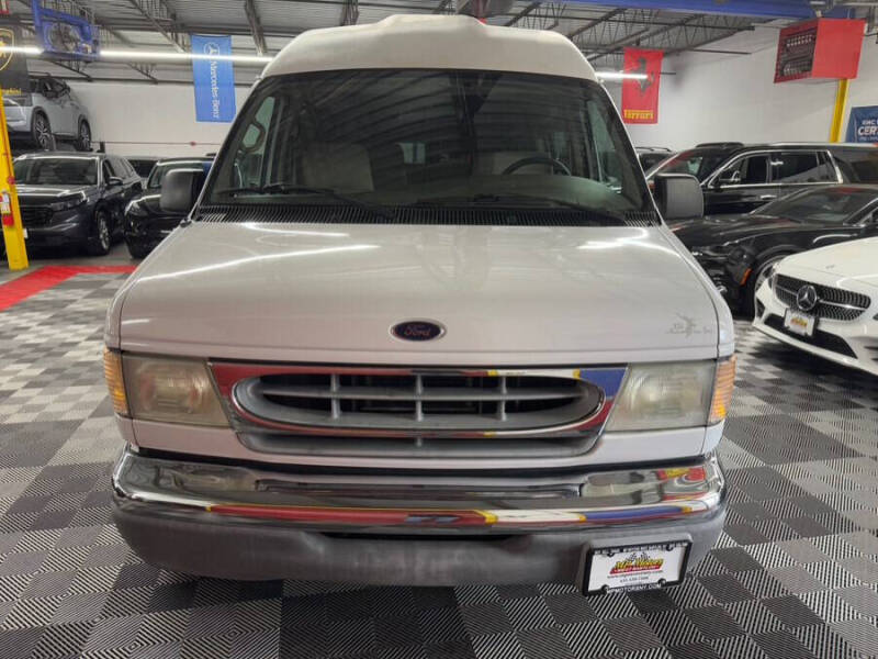 2002 Ford E-Series E-150