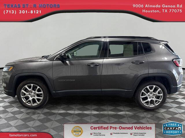 2022 Jeep Compass Latitude Lux
