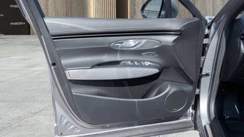 2023 Genesis Electrified GV70