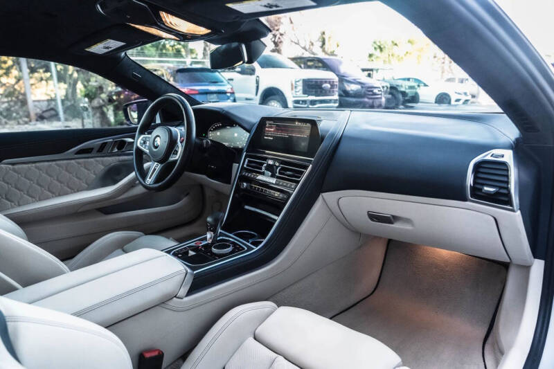 2020 BMW M8