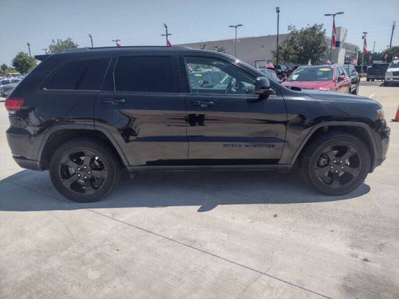 2018 Jeep Grand Cherokee Laredo