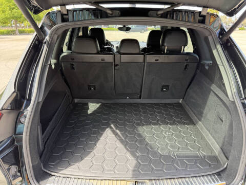 2018 Porsche Cayenne Platinum Edition