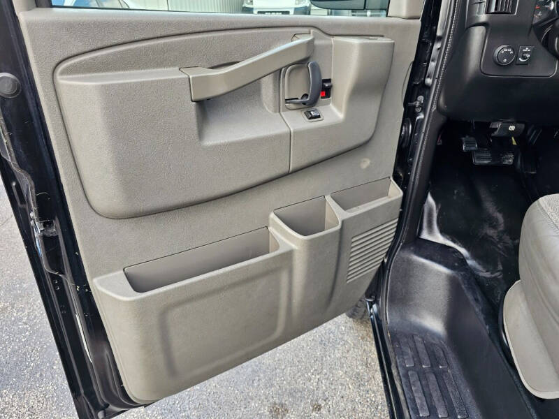 2016 Chevrolet Express 3500