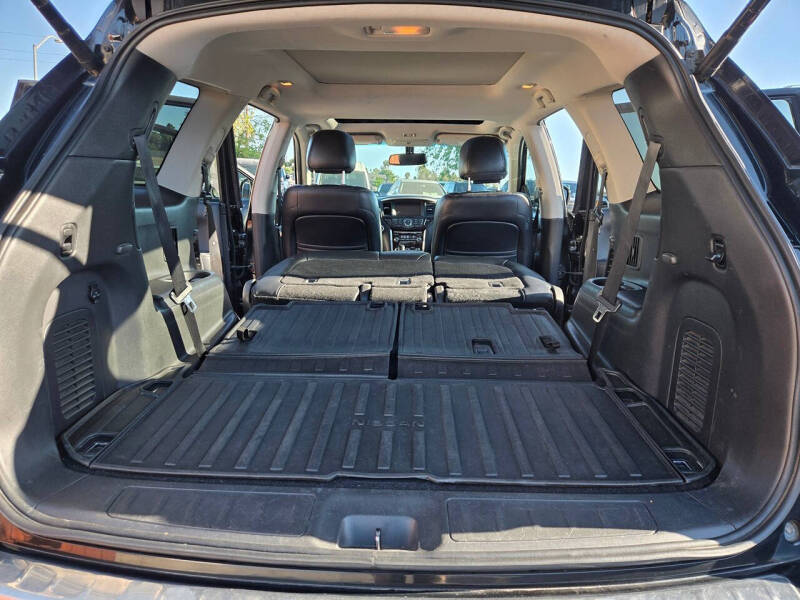 2015 Nissan Pathfinder Platinum