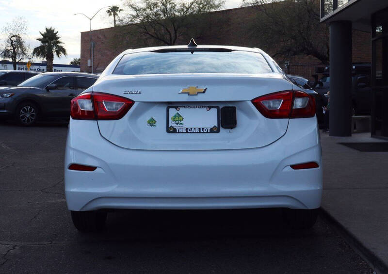 2018 Chevrolet Cruze LS Auto