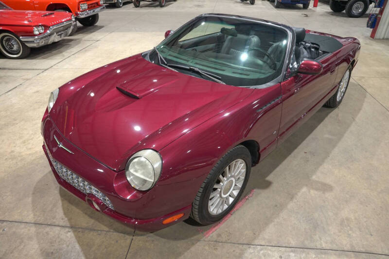 2004 Ford Thunderbird Deluxe