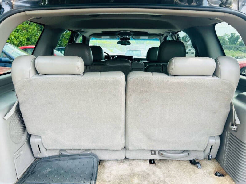 2003 Cadillac Escalade