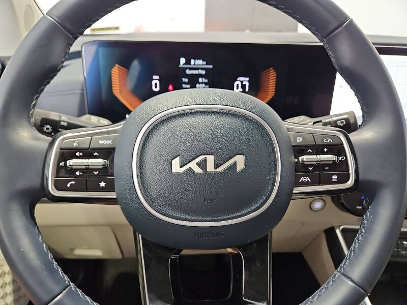 2025 Kia Carnival EX