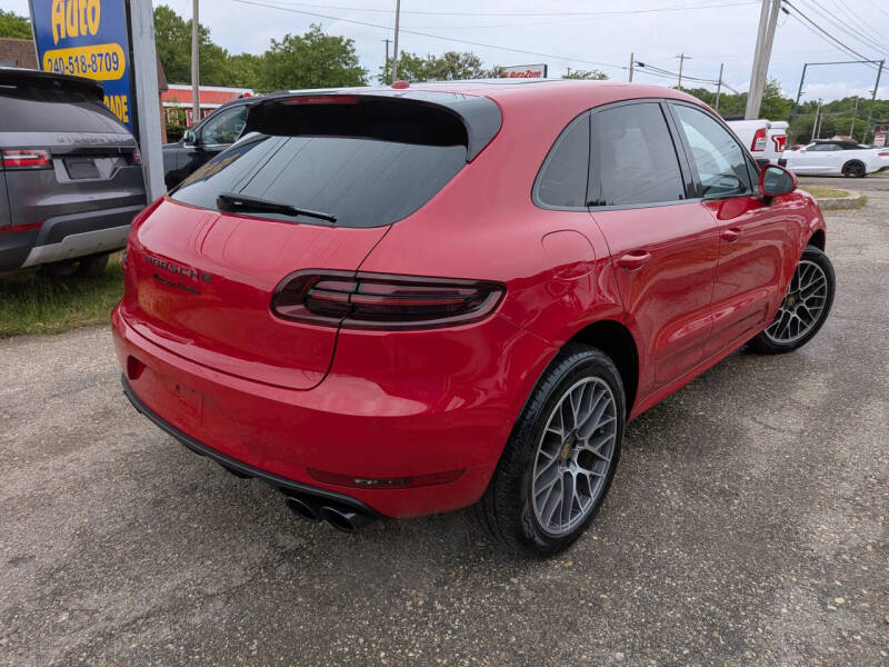 2017 Porsche Macan