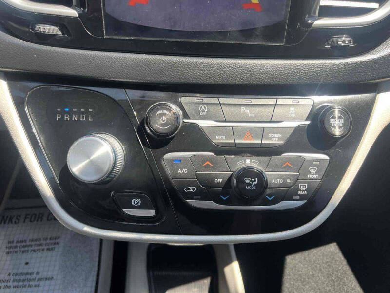 2018 Chrysler Pacifica Touring L