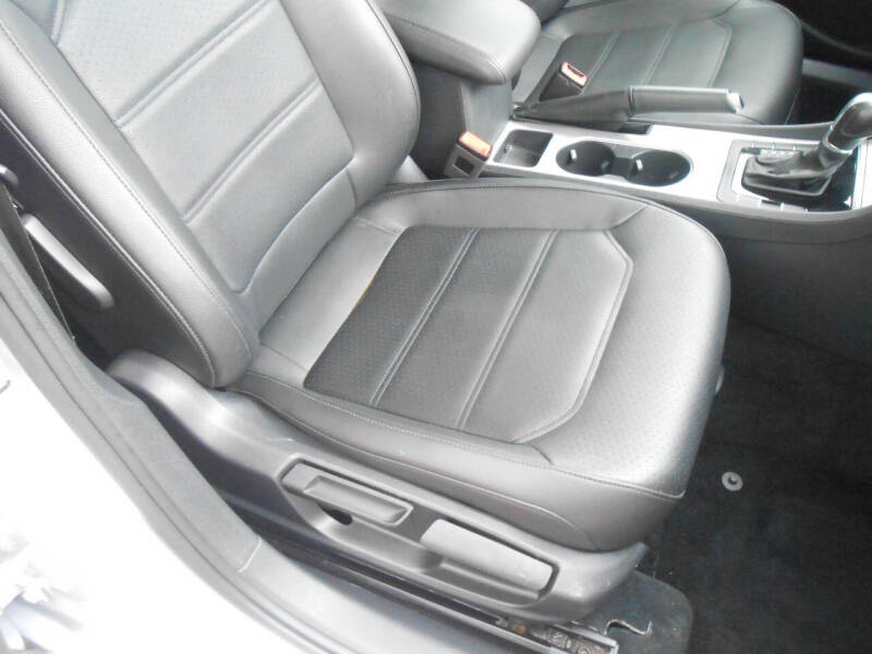 2019 Volkswagen Passat Wolfsburg