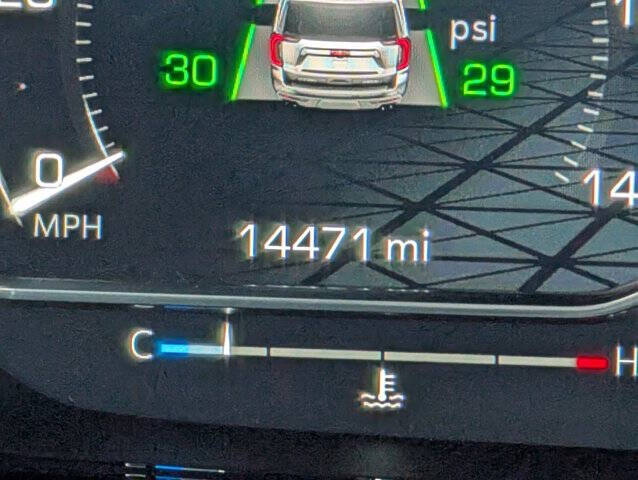 2023 GMC Yukon XL Denali