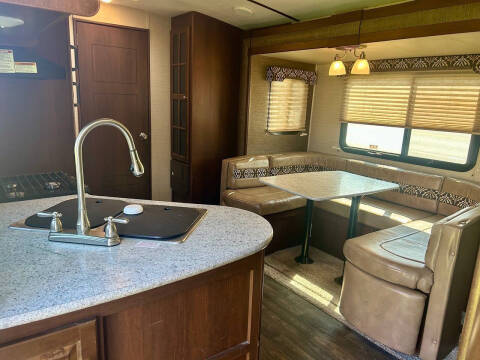 2017 Keystone RV Premier