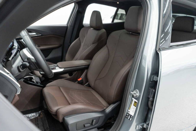 2025 BMW X2 xDrive28i