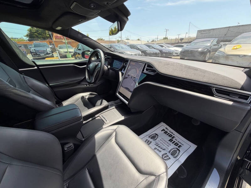 2016 Tesla Model S 90D