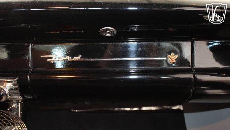 1956 Ford Customline