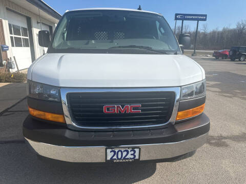 2023 GMC Savana 2500