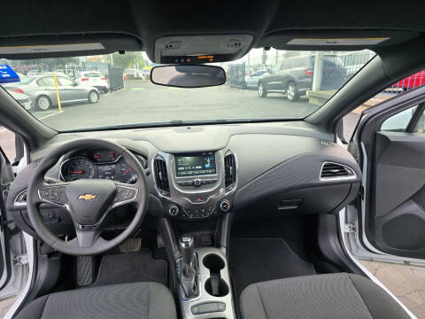 2018 Chevrolet Cruze LT Auto