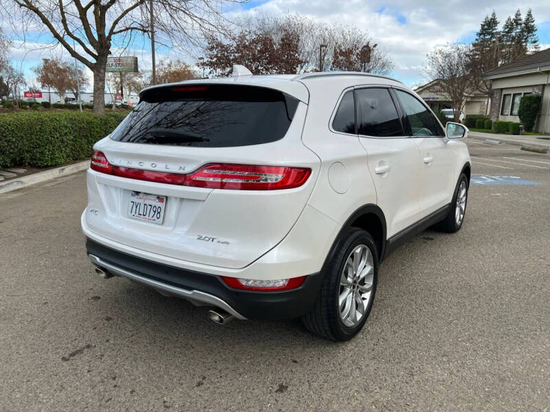 2017 Lincoln MKC Select