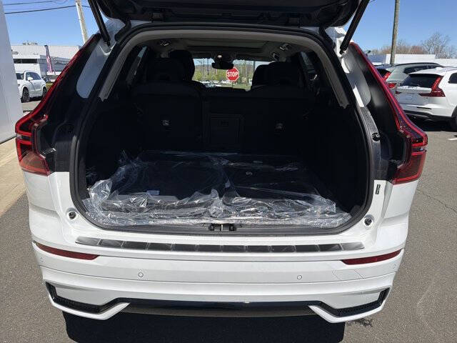 2026 Volvo XC60 B5 Core