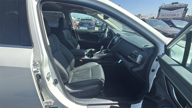 2025 Subaru Outback Touring XT