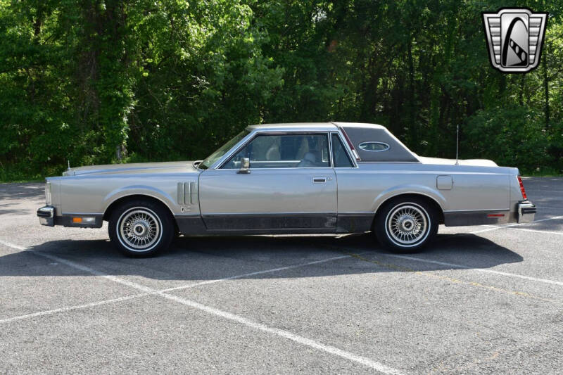 1981 Lincoln Mark VI