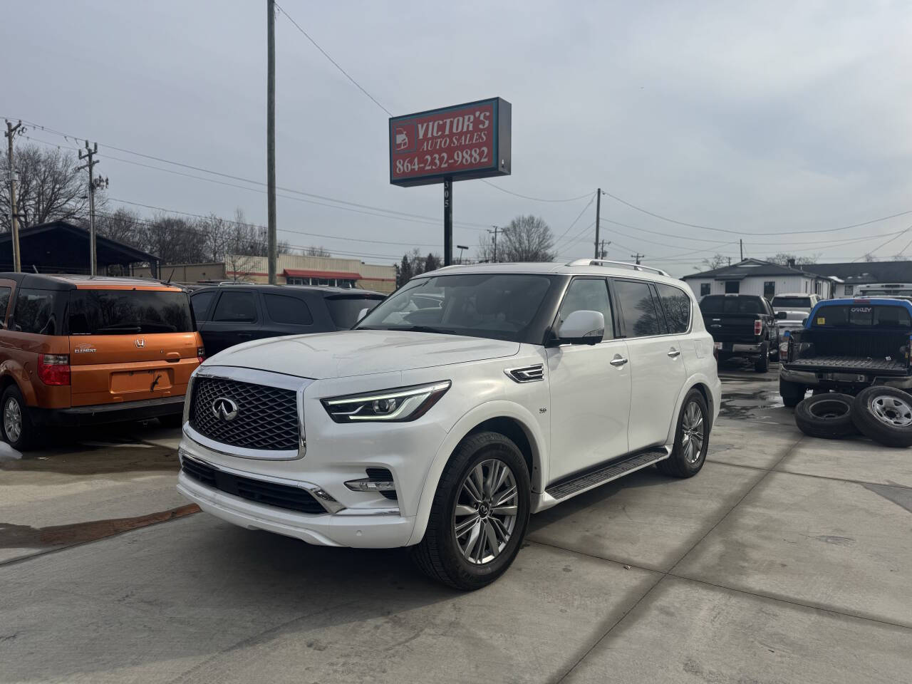White 2018 INFINITI QX80 Base 4dr SUV 1