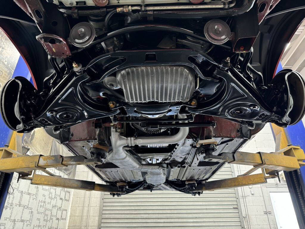 1989 Mercedes-Benz 560-Class 31