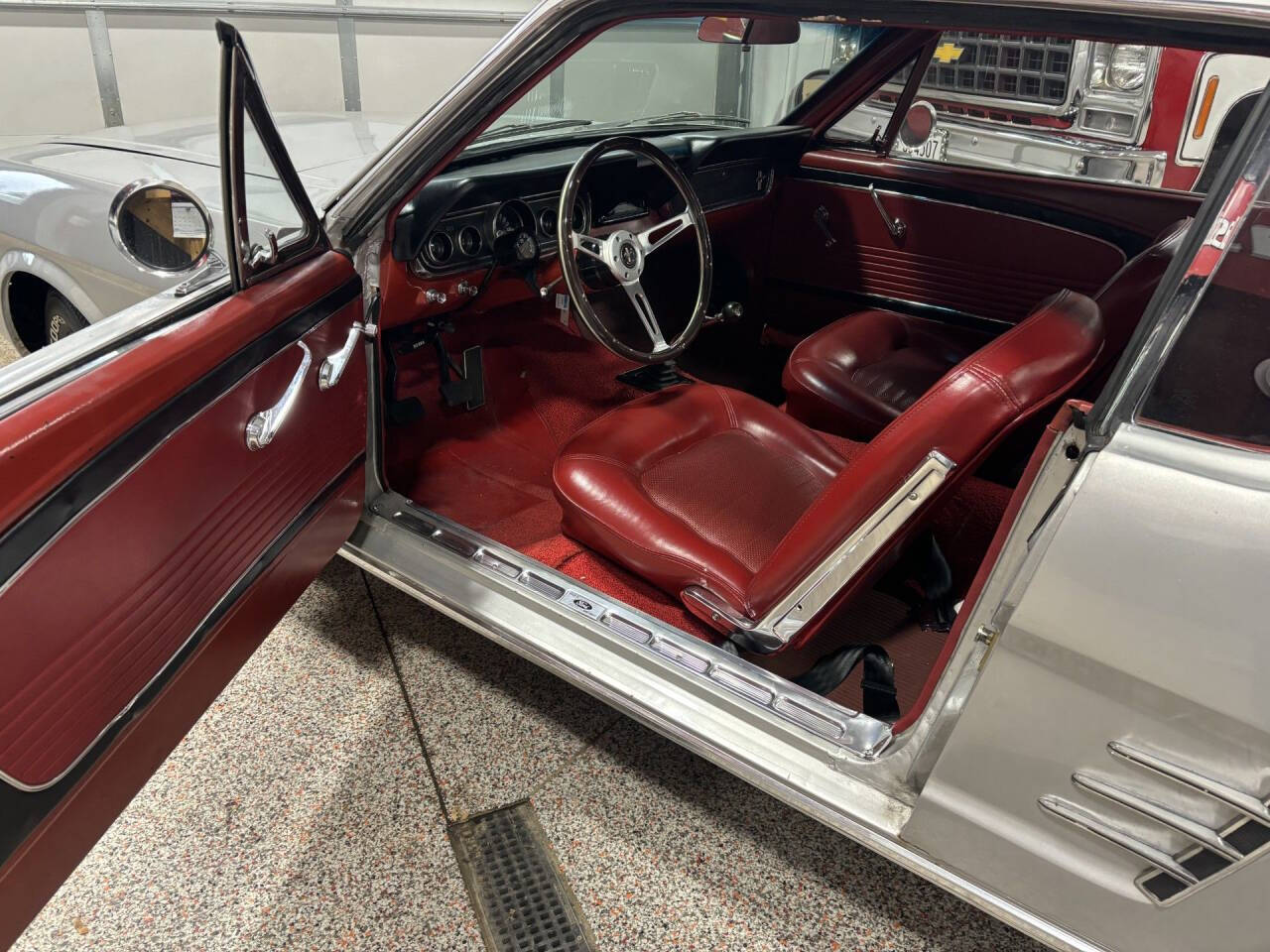 1966 Ford Mustang 24