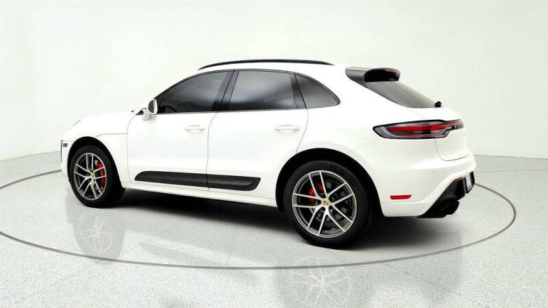 2023 Porsche Macan S