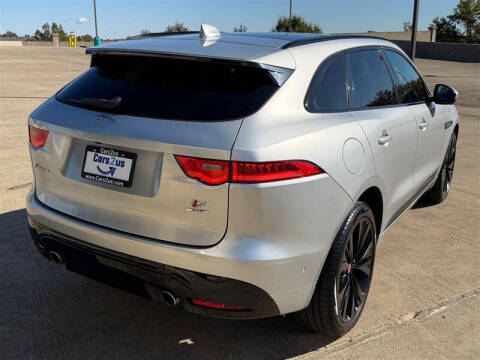 2019 Jaguar F-PACE S