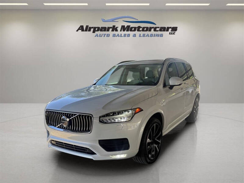 2021 Volvo XC90 Momentum