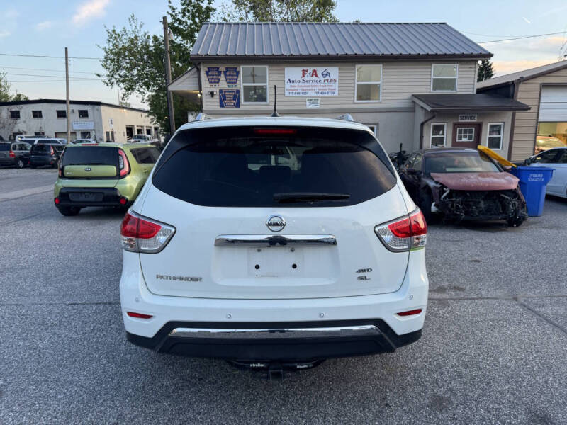 2016 Nissan Pathfinder SL