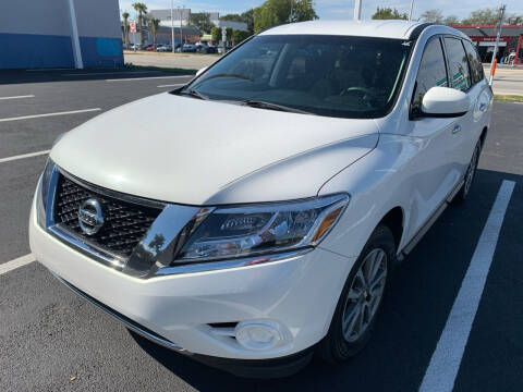 2013 Nissan Pathfinder for sale at Eden Cars Inc in Hollywood FL