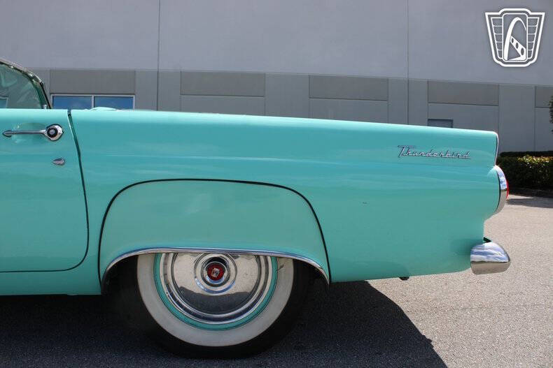 1955 Ford Thunderbird