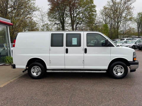 2024 Chevrolet Express 2500