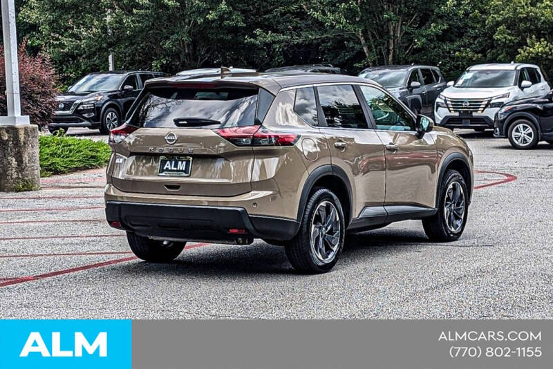 2025 Nissan Rogue SV