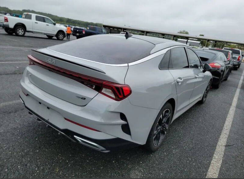 2022 Kia K5