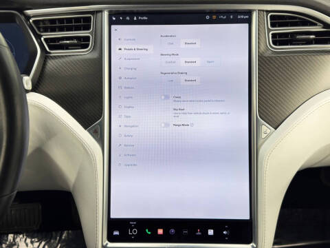 2017 Tesla Model S 90D