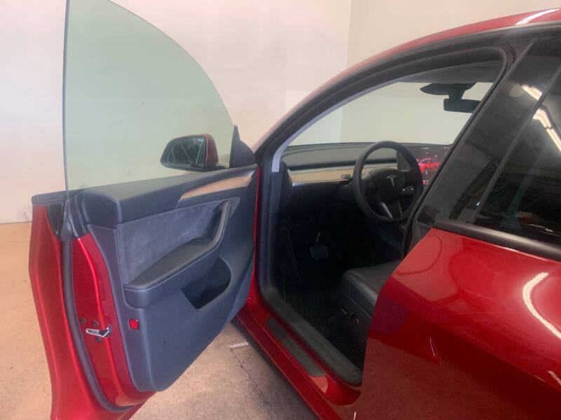 2024 Tesla Model Y Long Range