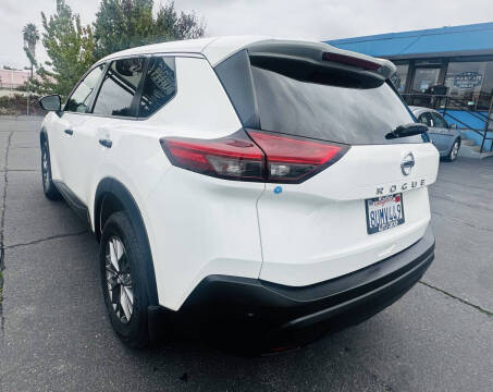 2021 Nissan Rogue S