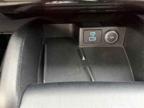 2021 Ford Escape Hybrid Titanium