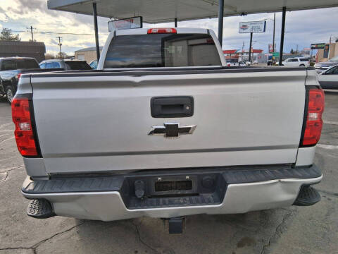 2016 Chevrolet Silverado 1500 Custom