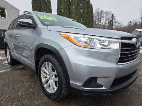 2014 Toyota Highlander LE