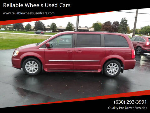 2014 Chrysler Town and Country for sale at Reliable Wheels Used Cars in West Chicago IL