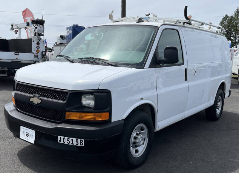2017 Chevrolet Express 2500