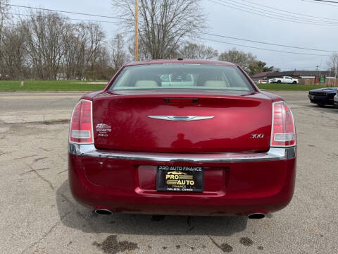 2012 Chrysler 300 Limited