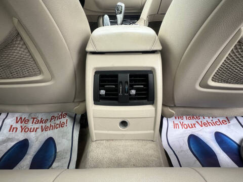 2012 BMW 3 Series 328i