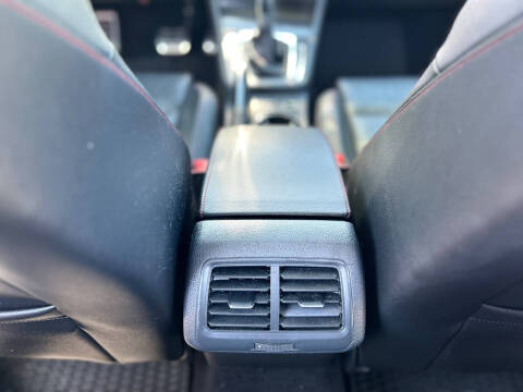 2017 Volkswagen Golf GTI SE