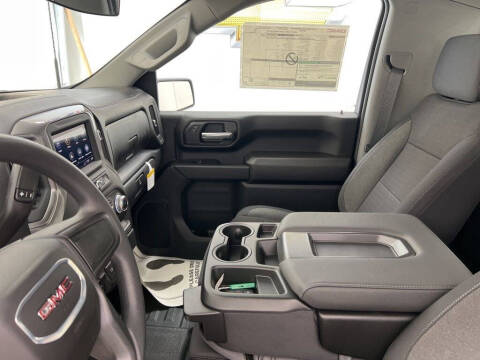 2025 GMC Sierra 2500HD Pro